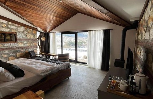 Kestel Hotel | Masklavi