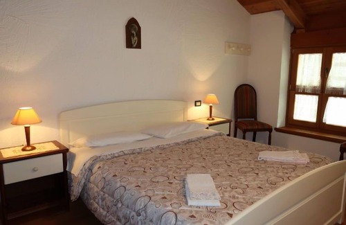 Calceranica al Lago Apartment | Maso Marini - Appartamento Volpe by Interhome