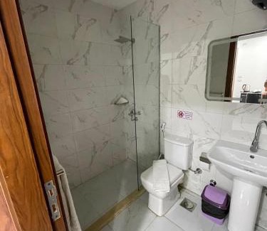 Giza Hotel | mass sphinx & pyramid stay