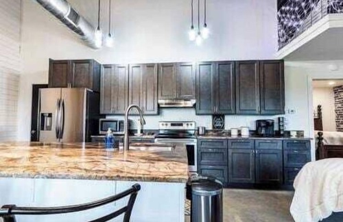Longview House | Massey Rock Farm Summ