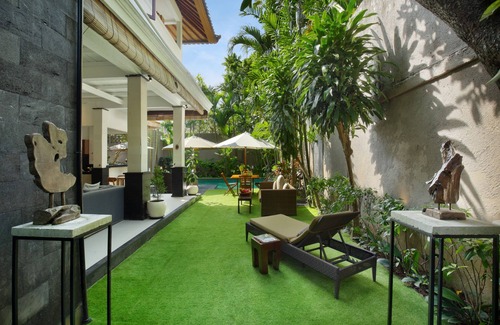Dyanapura Villa | !MASSIVE! 7 BEDROOM/7BATH VILLA/2 POOLS SEMINYAK