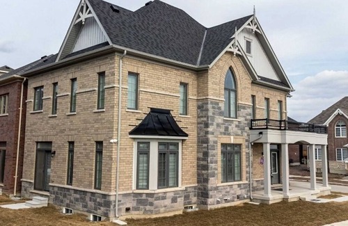 Caledon House | MASSIVE DETACHED LUXURY HOME