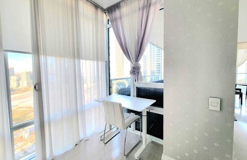 Humber Bay Condo | Master Bedroom From November 1st 2024 - April 1st 2025