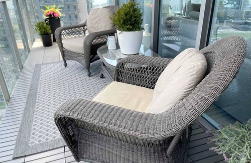 Humber Bay Condo | Master Bedroom From November 1st 2024 - April 1st 2025