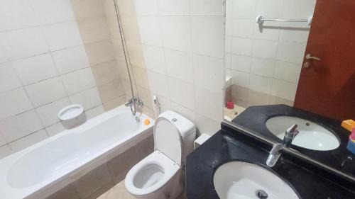 International City Apartment | Master Room CBD14-903