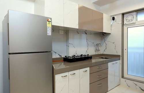 Borivali East Apartment | Master Suite 3 BHK