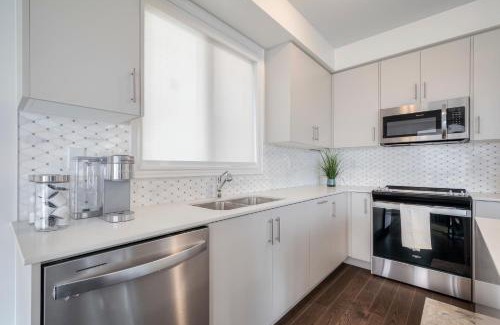Bradford House | Masterfully Designed Private Suite