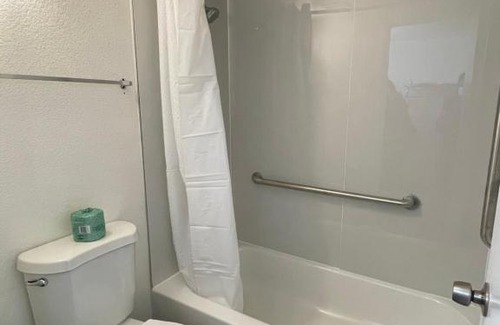 Doraville Hotel | Masters Inn Atlanta - Doraville at I-85 & 285