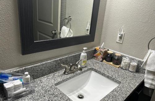 Augusta Apartment | Masters & nurses friendly