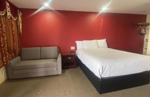 Napanee Hotel | Masterson's Motel