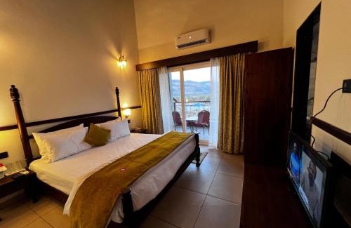 Atvan Hotel | Mastiff Grand La Villae