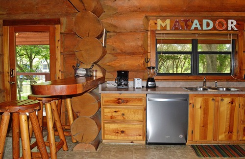 Marble Falls Cabin | Matador: Rustic Retreat with Scenic Lake Views!