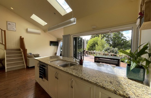 Raglan Apartment | Matangi Apartment - Apartment w/Private Spa Pool and Sea Views