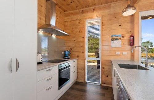 Matapouri House | Matapouri Bayside Retreat - Matapouri Holiday Home