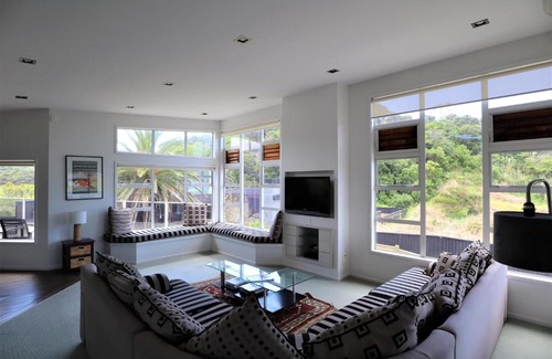 Matapouri House | Matapouri Dunes - Matapouri Holiday Home