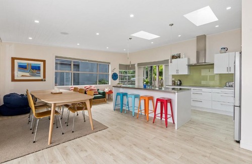 Matapouri House | Matapouri Family Retreat - Matapouri Holiday Home