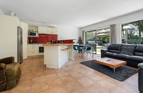 Matapouri House | Matapouri Memories - Holiday Home