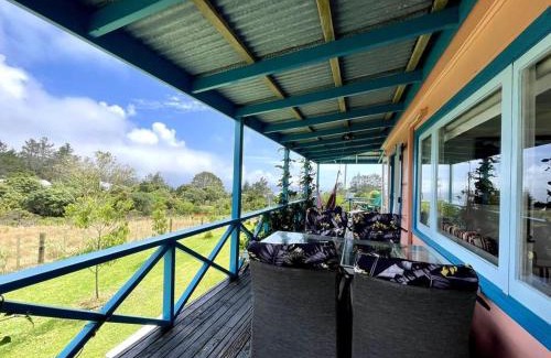 Matauri Bay House | Matauri Bay Shearer's Cottage