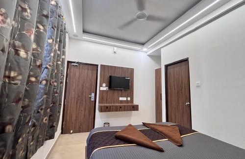 Nungambakkam Hotel | Mathi Residency