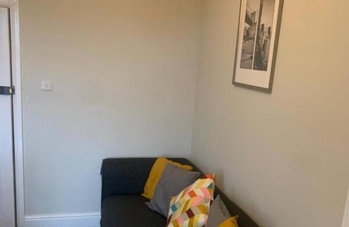 Eastleigh Apartment | Matipa-Given Apartments Eastleigh Southampton - One-Bedroom Apartment