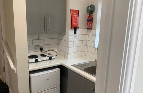 Eastleigh Apartment | Matipa-Given Apartments Eastleigh Southampton - One-Bedroom Apartment