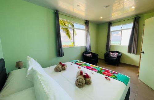 Matira House | Matira Beach Bungalow Waterfront