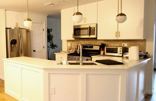 Mattituck House | Mattituck Beach Gem. Spacious & Gorgeously Renovated Beach House Steps to Bay.