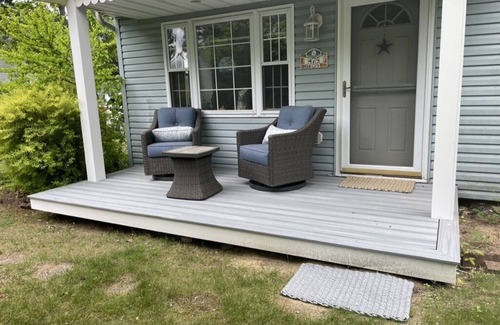 Mattituck Cottage | Mattituck Cottage By The Sound In The Center Of North Fork Wine Country