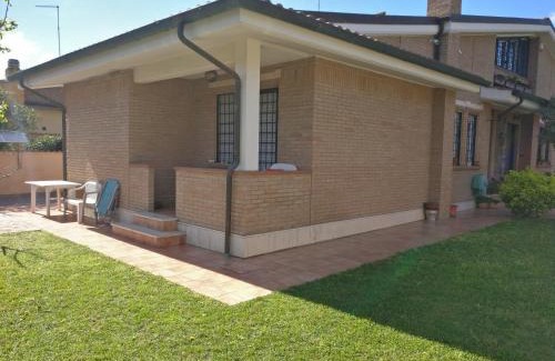 Zona XXX Castel Fusano Apartment | Mattoni Nel Verde