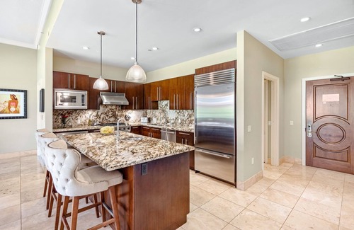 Honokowai Condo | Maui Resort Rentals: Honua Kai – 8BR Groundfloor Residence, Over 5300 Combined Sq. Ft., Massive Lawn Areas, Steps to Pools/Beach/B.B.Q.s!