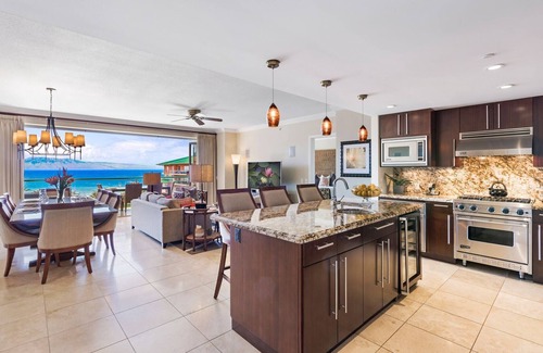 Honokowai Condo | Maui Resort Rentals: Honua Kai – 7th Floor, 6 Full Bedrooms, Stunning Ocean Views from Every Room!