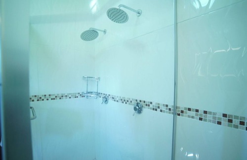 Maun House | Maun Executive Inn