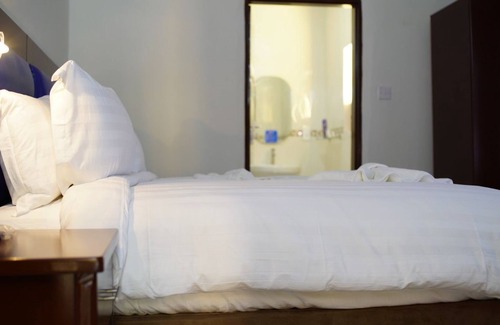 Maun House | Maun Executive Inn