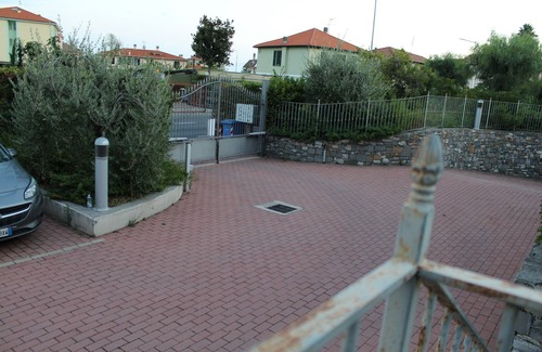 Riva Ligure Apartment | Mauro's House - Sea and bike path within walking distance