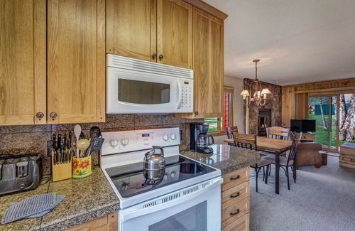 Clark Cabin | Maverick - 2 bedroom, 2 bath cozy cabin with kitchen. Has park and pond views