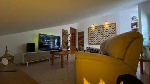 L'Aquila Apartment | Mavericklodge