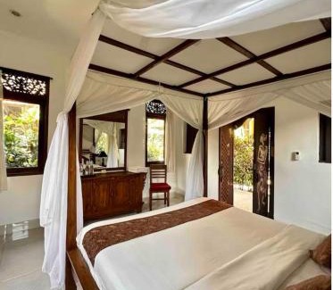 Nyuh Kuning House | Mawa House
