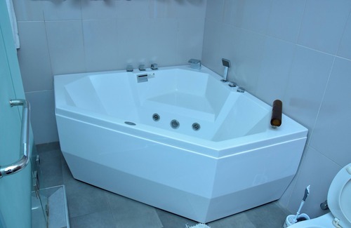 Obuasi Hotel | Mawuli Hotel