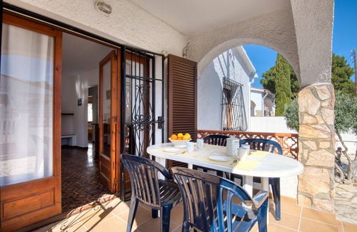 L'Escala House | MAX: House in l'Escala surrounded by nature