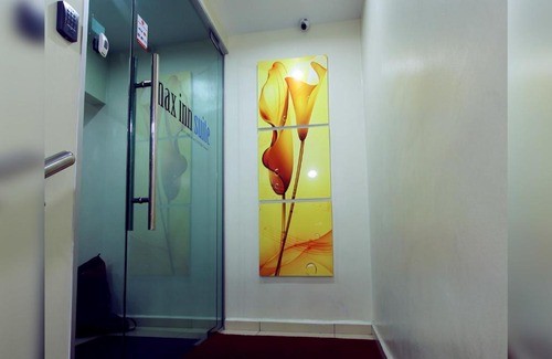 Parit Raja Hotel | Max Inn Hotel