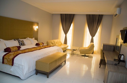 Enugu Hotel | Maxbe Continental Hotel