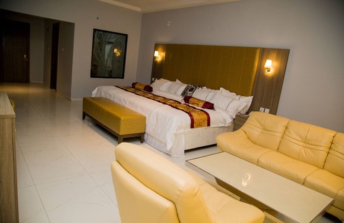 Enugu Hotel | Maxbe Continental Hotel