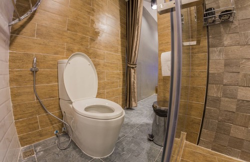 Mak Khaeng Hotel | Maximum Luxury Apartment