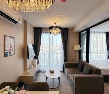 Ratchadaphisek Apartment | Maxxi Prime Ratchada - Sutthisan MRT