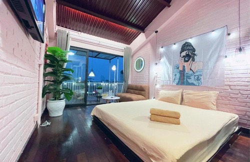 Old Quarter House | May - AMAZING ROOFTOP SKY VIEW 03