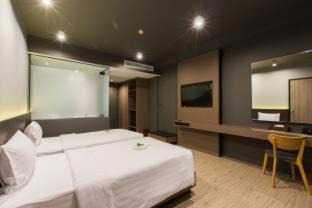 Ban Bo Han Hotel | Maya Phuket Airport Hotel-Naiyang Beach