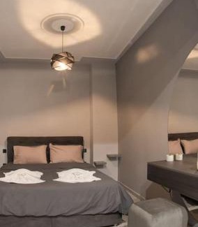 Drama Apartment | Maybe Home suite apartments No2