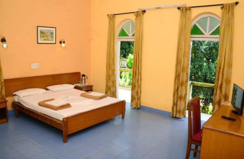 Maem Hotel | Mayem Lake View