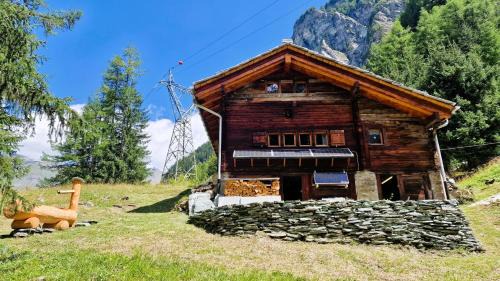 Evolene Ski Chalet | Mayen Praz dau Lauc Charme et nature 4 personnes
