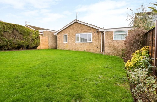 Cromer House | MAYFIELD DRIVE, family friendly, character holiday cottage in Cromer